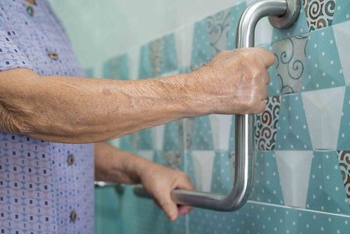 Cómo adaptar la vivienda y hacerla cómoda y segura para los mayores