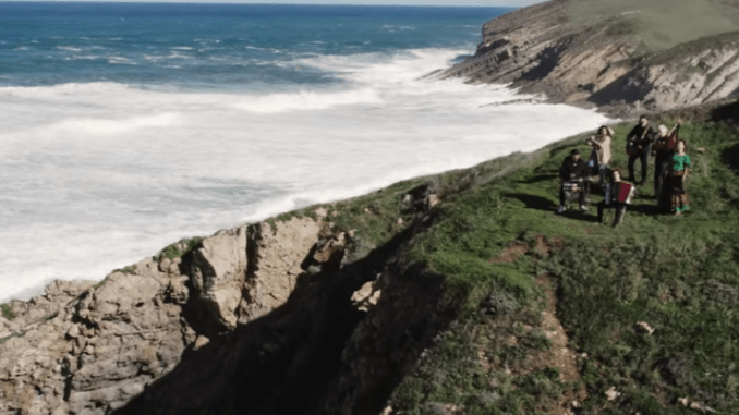 Tresboliyu Folk presenta su videoclip VERDE… escúchalo en RADIORABEL.COM @TresboliyuFolk